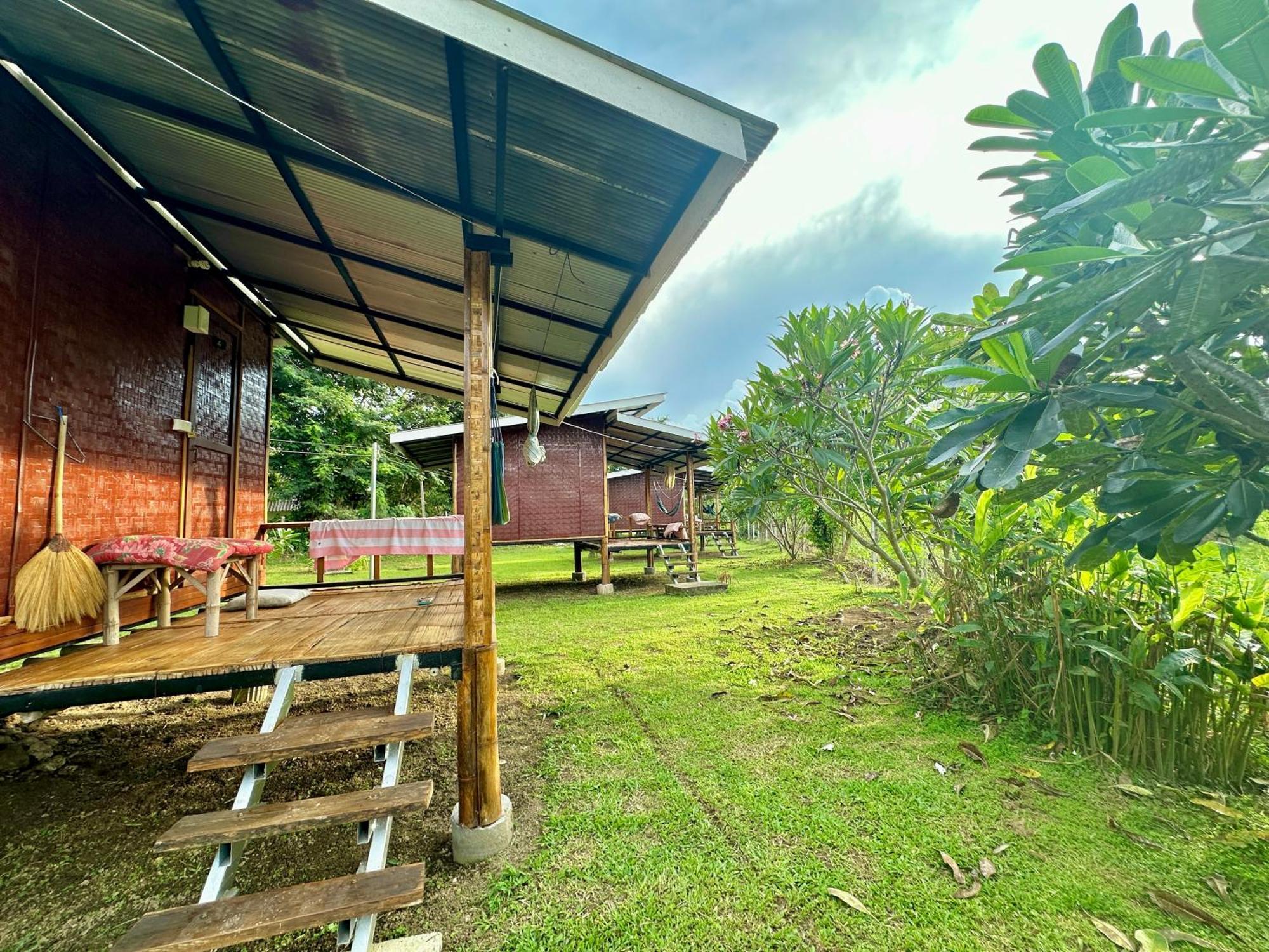 Hotel Twin Hut Pai Esterno foto